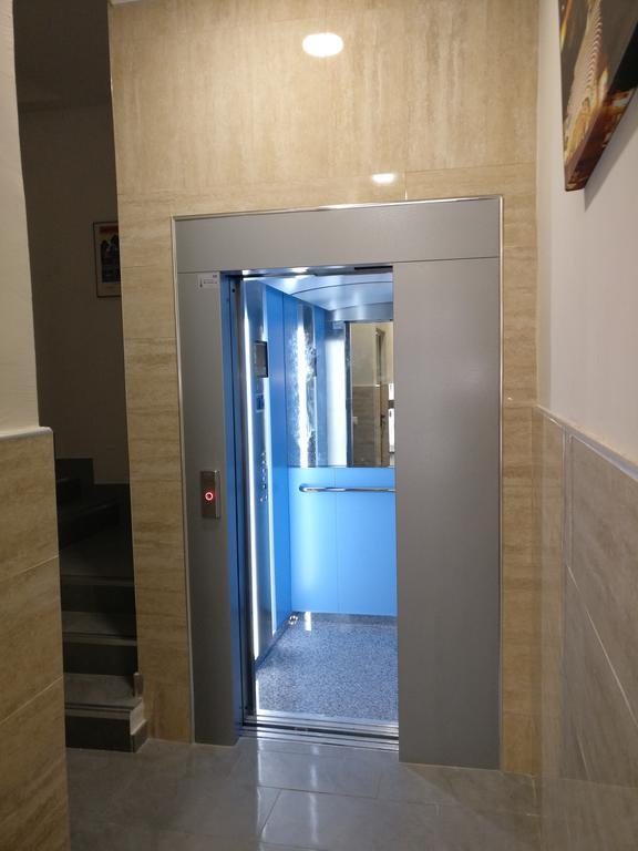 Angosta Del Carmen Apartment Malaga Luaran gambar