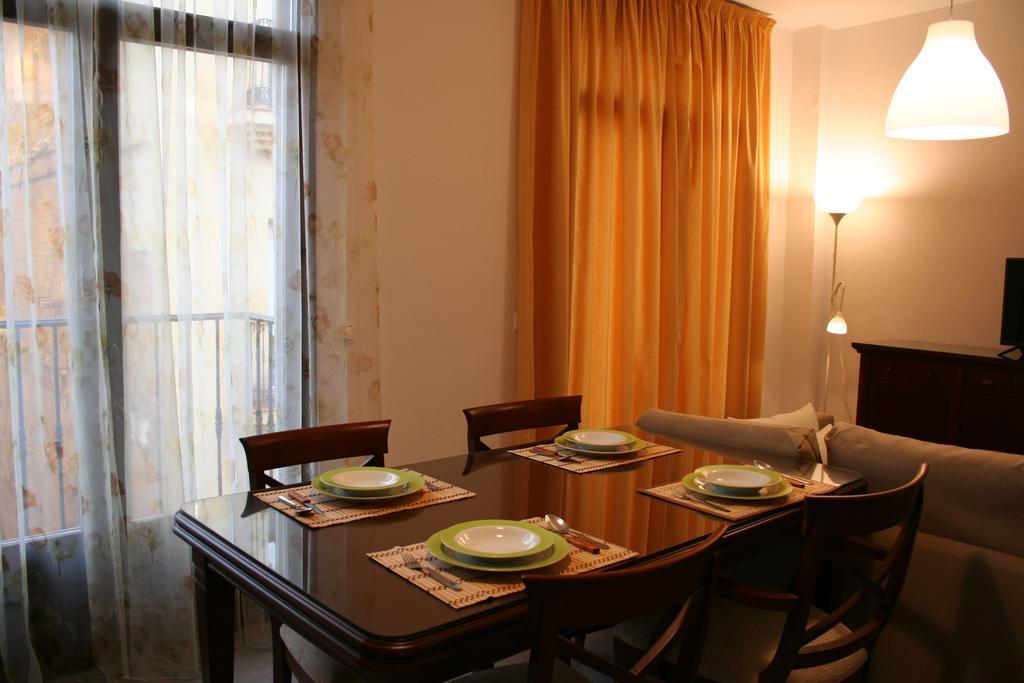 Angosta Del Carmen Apartment Malaga Luaran gambar